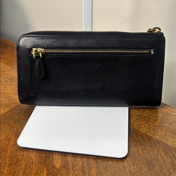 Prada Saffiano Long Continental Zip wallet - Picture 3 of 12